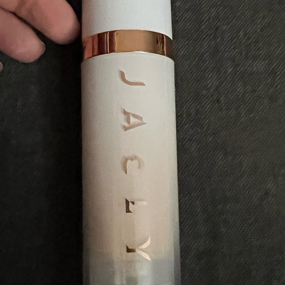 Jaclyn cosmetics - Picture 4 of 4